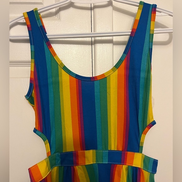 LOVE Multicolour Dress 👗 - Picture 4 of 5